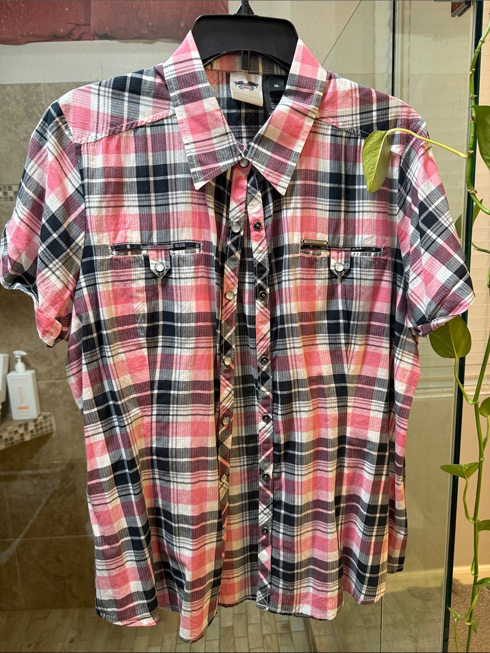 Harley Davidson women’s Pink Plaid Short-Sleeve Button-Up Shirt